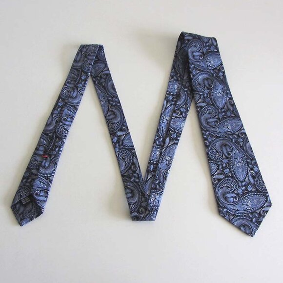 ISAIA Napoli 7 Fold navy paisley pattern tie 100% silk Italy - Picture 3 of 6